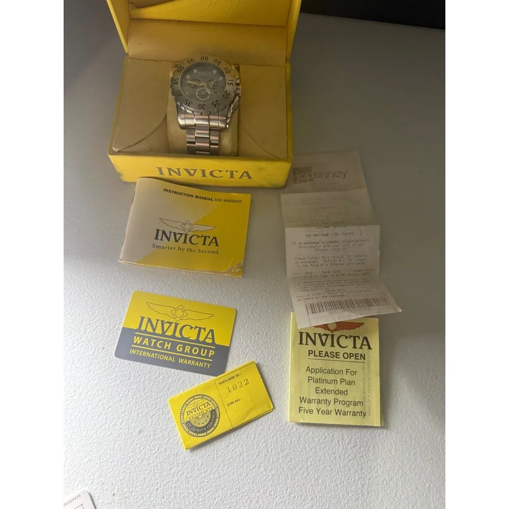 Invicta Reserve Chronograph 1022 Swiss Made Blue Dial Stainless Steel Watch Read